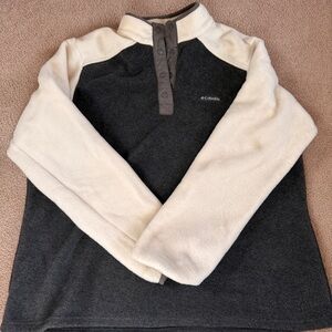 Columbia Women’s pullover